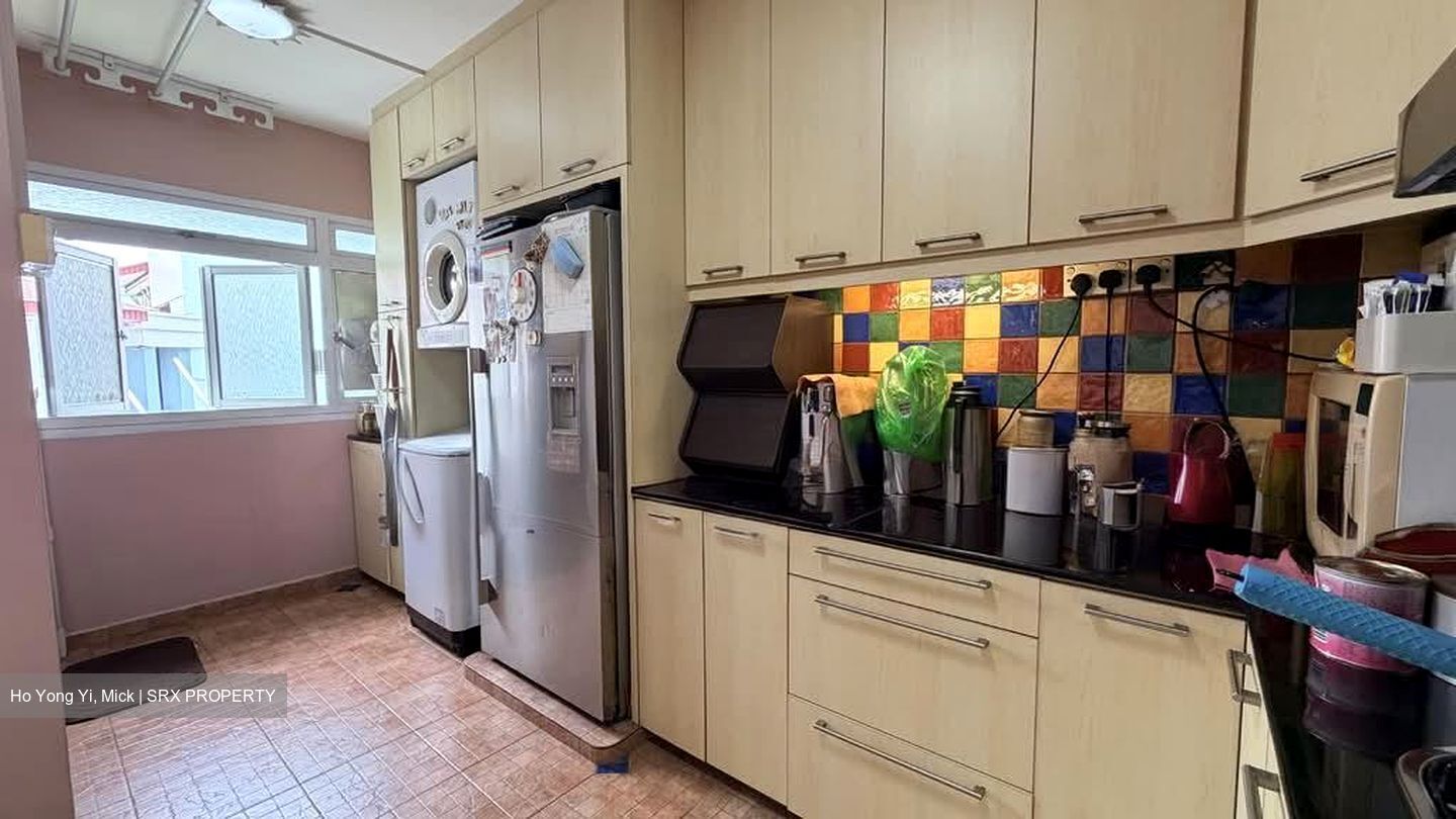 Blk 254 Pasir Ris Street 21 (Pasir Ris), HDB Executive #560636131